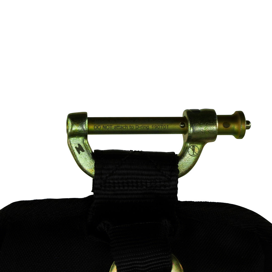 Malta Dynamics LE3311 Edgehog 10' Leading-Edge SRL, carabiner close-up