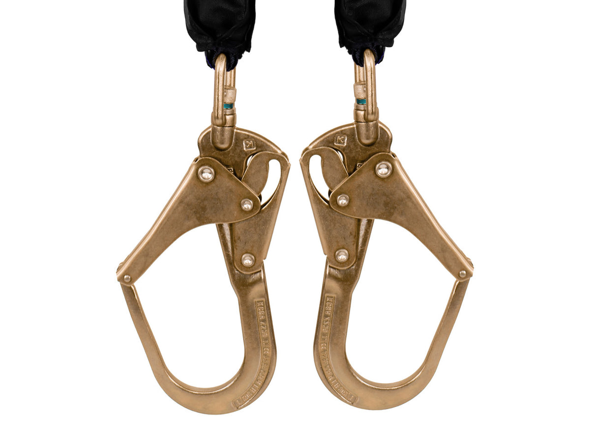 Frontline RPW062R 6 ft web twin-leg SRL, steel rebar hooks close-up