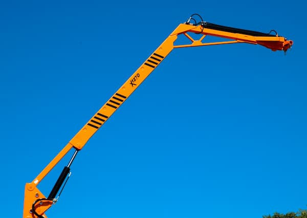 Malta Dynamics X1270 Mobile Grabber, 2 Workers, 45 ft | Canada